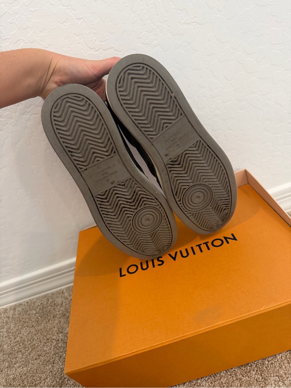 Louis Vuitton Black and Gray Monogram Low-Top Sneakers - Picture 4 of 6